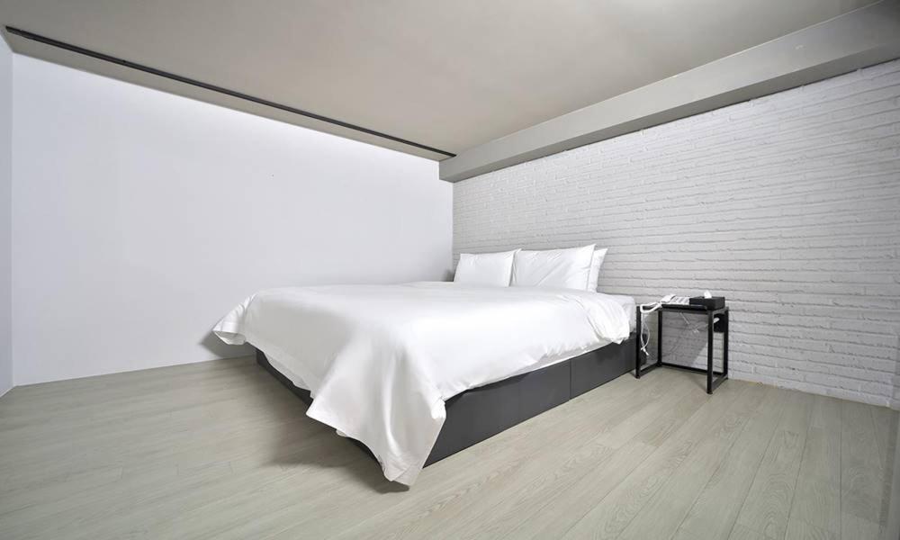 Seomyeon Hound Hotel 1St Street Busan Phòng bức ảnh